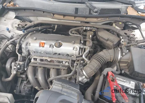 2011 Honda Accord 2.4 Ex-L из США, поврежденный, VIN 1HGCS1B87BA015772